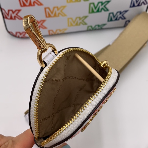 MICHAEL KORS
Jet Set Logo Crossbody Bag with Case for Apple AirPods Pro - Picture 9 of 16